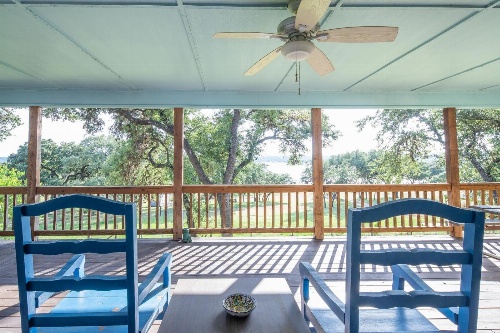 Lakeshore Escape Home image 3
